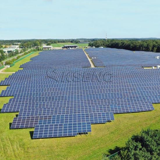 The photo shows a vast field of solar panels mounted on high-quality frames in a solar farm mounting system. This system ensures optimal panel alignment and efficient energy collection, making it a sustainable solution for large-scale renewable energy generation