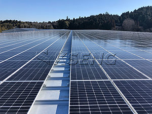 1522.8KW-Solar Metal Roof Monta la soluzione con morsetto per tetto solare in Giappone