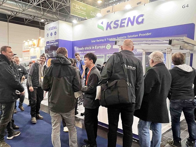 Kseng Solar suscita grande interesse con le soluzioni di racking solare a scenario completo alla Solar Solutions Düsseldorf 2023
    